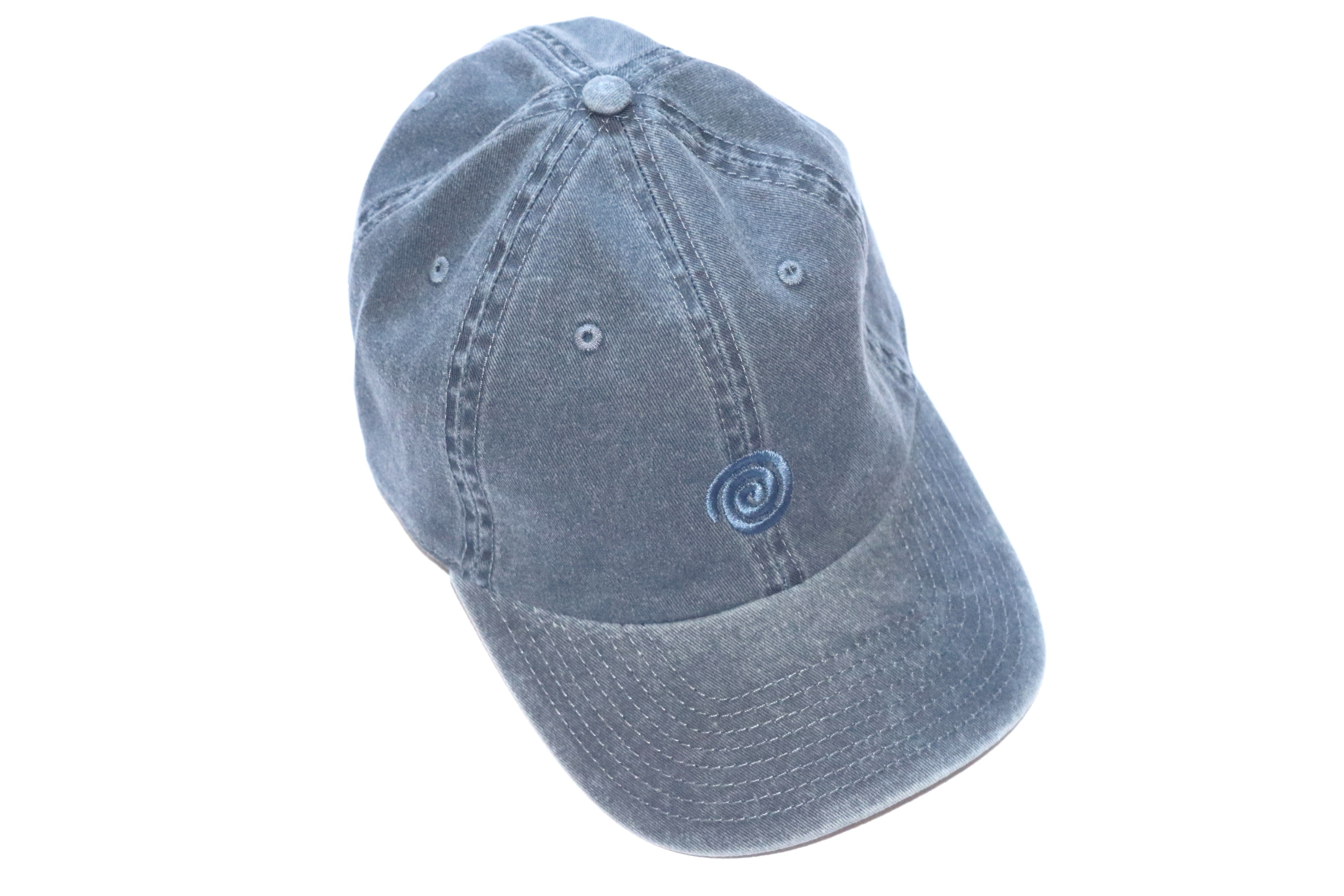 Boné azul (bordado azul escuro)